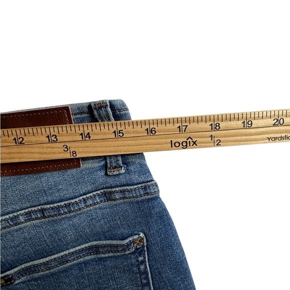 Lee Women's Blue Straight-Leg Jeans Size 32x34 (31) - Picture 8 of 9